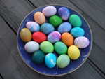 Apr 12: Tie dye Easter eggs