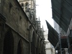 2004072510 gargoyles