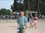 2004080305 eiffel jeremy